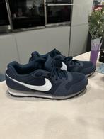 NIKE MD Runner 2 midnight Navy, Sports & Fitness, Basket, Neuf, Chaussures