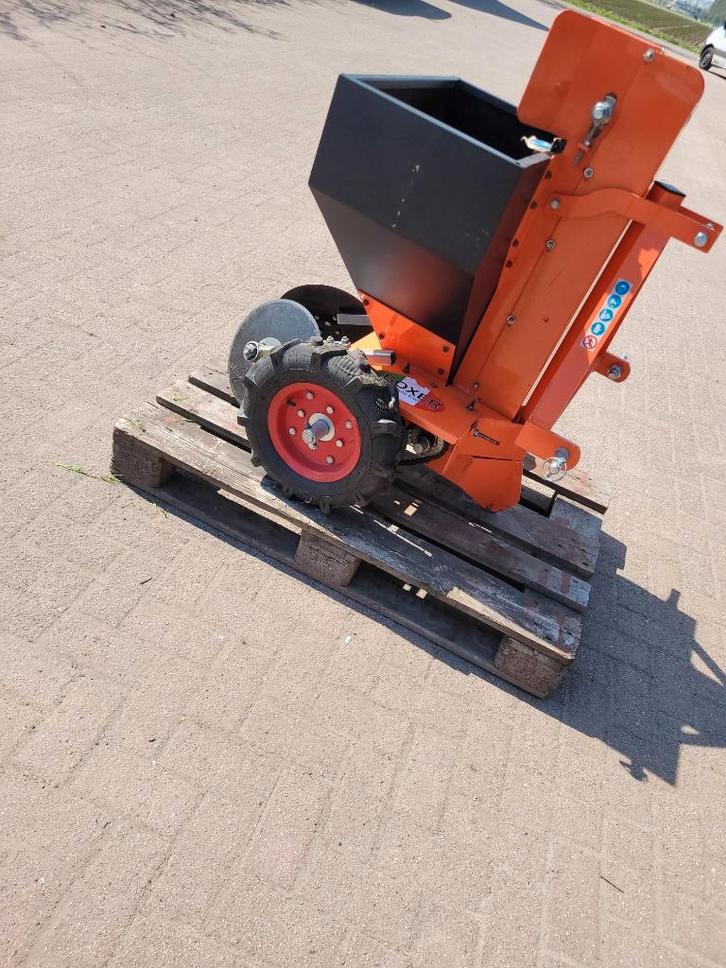 aardappelplanter 1 rij, Tuin en Terras, Kweekspullen, Zo goed als nieuw, Ophalen