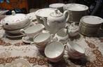 68-delig oud porseleinen eetservies van Kahla, Antiek en Kunst, Ophalen