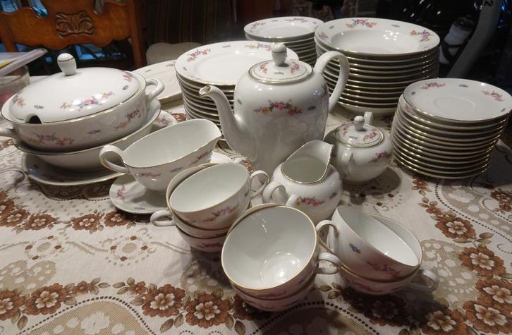 68-delig oud porseleinen eetservies van Kahla, Antiek en Kunst, Curiosa en Brocante, Ophalen