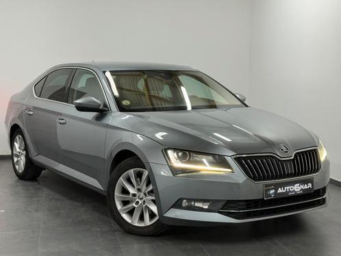 Skoda Superb 1.6 CR TDi DSG - EU6 - CarPlay - Xenon, Auto's, Skoda, Bedrijf, Te koop, Superb, Achteruitrijcamera, Airbags, Airconditioning