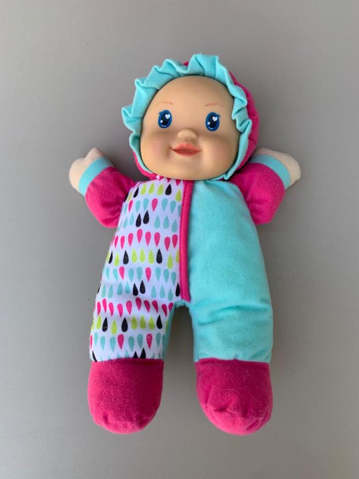 Zacht popje met belletje in, Kinderen en Baby's, Speelgoed | Poppen, Zo goed als nieuw, Babypop, Ophalen of Verzenden