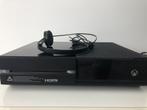 X-Box one met gratis 5 spelletjes, Ophalen, Gebruikt, Met 2 controllers
