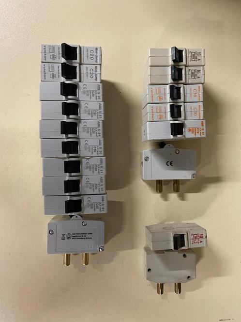 fusibles/disjoncteurs automatiques à broches, Doe-het-zelf en Bouw, Elektriciteit en Kabels, Gebruikt, Overige typen, Ophalen