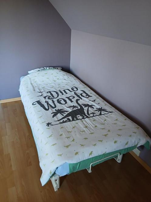 eenpersoonsbed, Huis en Inrichting, Slaapkamer | Bedden, Zo goed als nieuw, Eenpersoons, Wit, Ophalen of Verzenden