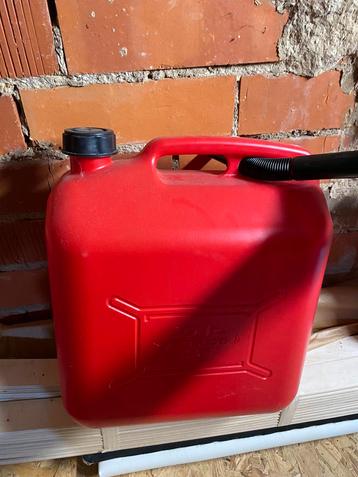 Jerrycan 20 liter kunstof beschikbaar voor biedingen