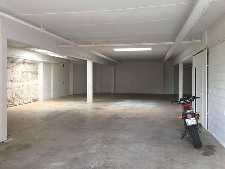 Magazijn / Burelen / gallerij / atelier te huur in Aalst, Zakelijke goederen, Kantoor en Winkelinrichting | Magazijn, Stelling en Opslag