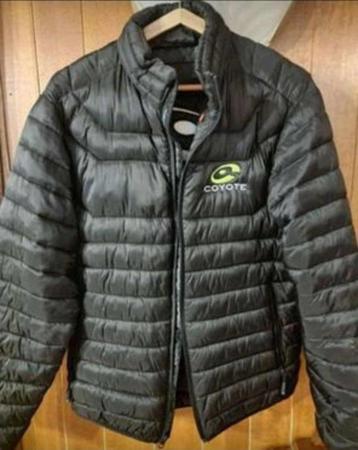 VESTE (L) beschikbaar voor biedingen