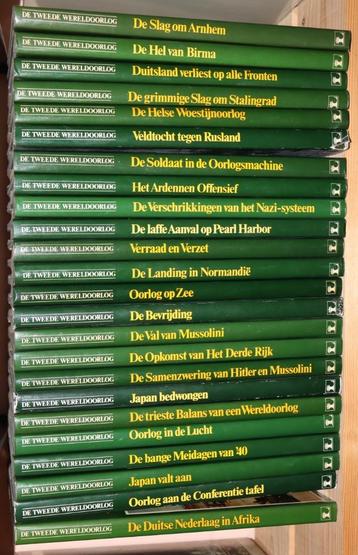 Tweede Wereldoorlog lot van 24 boeken  beschikbaar voor biedingen