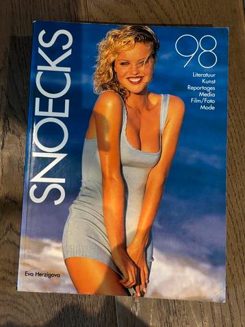 Snoecks boek  - 1998 goeie staat. beschikbaar voor biedingen