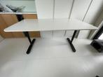 Ikea Bekant bureau's - 2 stuks, In hoogte verstelbaar, Zo goed als nieuw, Ophalen, Bureau