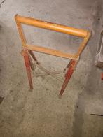 Servante à rouleau, Enlèvement