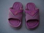 Mooie badkleffers Osaga 30, Kinderen en Baby's, Kinderkleding | Schoenen en Sokken, Meisje, Overige typen, Osaga, Ophalen of Verzenden