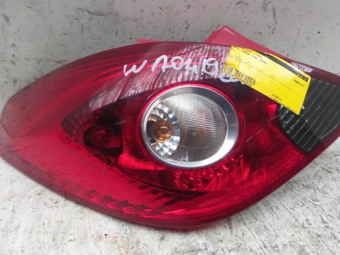 Achterlicht links van een Opel Corsa, Auto-onderdelen, Verlichting, Gebruikt, Ophalen of Verzenden