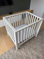 Babypark TWF Timo met matras, matrasbeschermer en lakens, Ophalen, Zo goed als nieuw