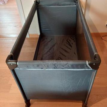 Reisbed inclusief matras beschikbaar voor biedingen