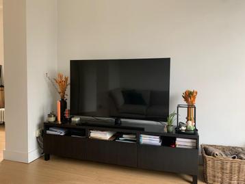 Te koop: tv-meubel beschikbaar voor biedingen