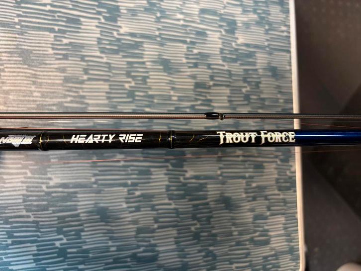 Hartige Rise Trout Force Toc hengel, Watersport en Boten, Hengelsport | Vliegvissen, Zo goed als nieuw, Molen, Ophalen