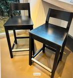 Zwarte barkruk x2, Huis en Inrichting, Barkrukken, Ophalen, Gebruikt, Hout, Met voetsteun