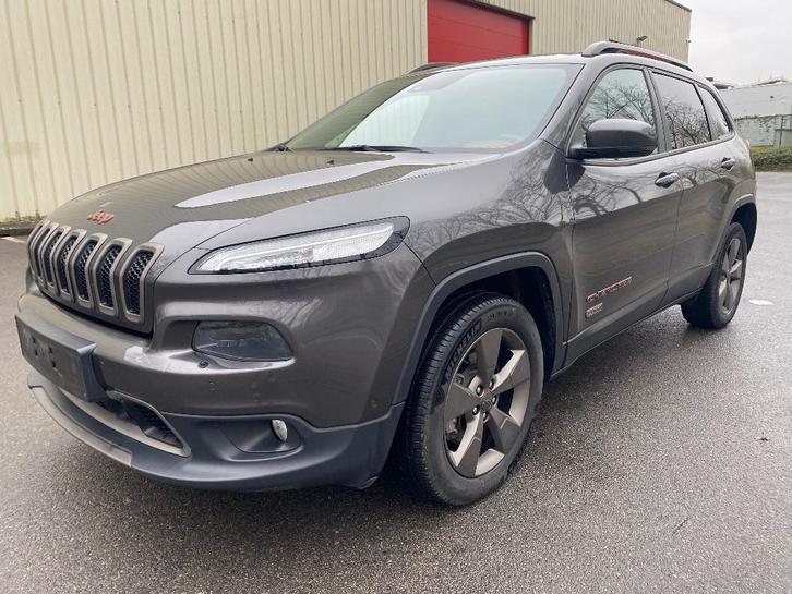 Jeep Cherokee 23000km 200pk versnellingsbak 75e serie jeep, Auto's, Jeep, Particulier, Te koop, Cherokee, 4x4, ABS, Achteruitrijcamera
