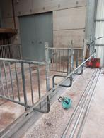 Stalinrichting zoogkoeien, Dieren en Toebehoren