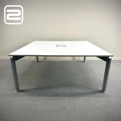 Bulo 2p Workbench, Huis en Inrichting, Bureaus, Zo goed als nieuw, Bureau, In hoogte verstelbaar, Ophalen