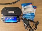 Te koop: PS Vita + protective case + lader, Games en Spelcomputers, Ophalen of Verzenden, Zo goed als nieuw, Zwart