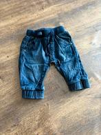Jeans, Kinderen en Baby's, Babykleding | Maat 50, Ophalen, Zo goed als nieuw, Jongetje, Broekje