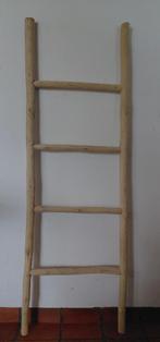 Decoratieve houten teak ladder, Ophalen of Verzenden, Nieuw, Ladder