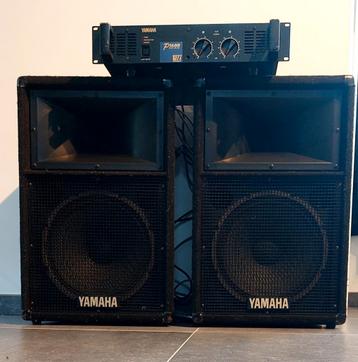 Ampli Yamaha P1600 2x400W/8ohms + 2 baffles 600W  beschikbaar voor biedingen