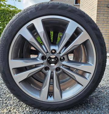 Set van 4 zomerbanden op MERCEDES aluvelgen beschikbaar voor biedingen