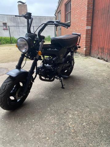 Honda DAX (replica) beschikbaar voor biedingen