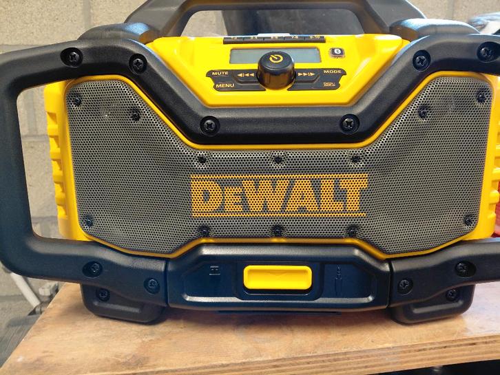 werfradio  DeWalt dcr 027, Audio, Tv en Foto, Radio's, Nieuw, Bouwradio, Ophalen of Verzenden