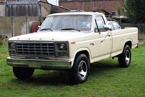 Ford F-250 5.0L V8 302CUI, Autos, Ford, Particulier, Autres modèles, Essence, SUV ou Tout-terrain, 2 portes, Automatique, Blanc