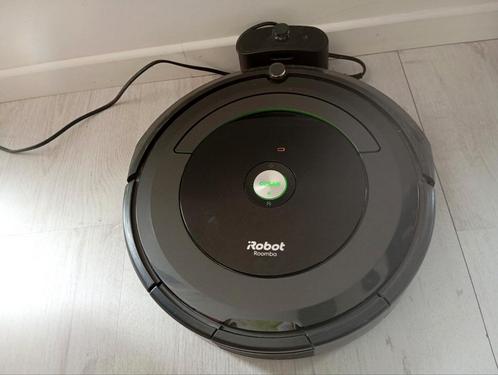 iRobot Roomba 696, Elektronische apparatuur, Stofzuigers, Gebruikt, Stofzuiger, Ophalen