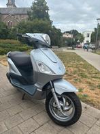 Piaggio Fly 2T ( A-Klasse ), Fietsen en Brommers, Scooters | Piaggio, Ophalen, Klasse A (25 km/u), 49 cc, Zo goed als nieuw