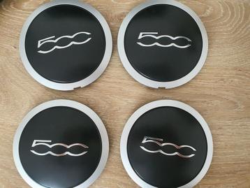 x4 Fiat 500 velgen wieldoppen/center caps Ø 133 mm beschikbaar voor biedingen