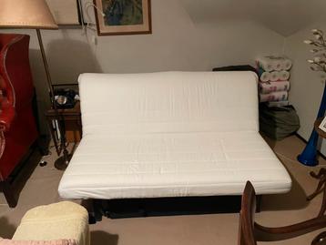 Slaapbank 140 breed beschikbaar voor biedingen