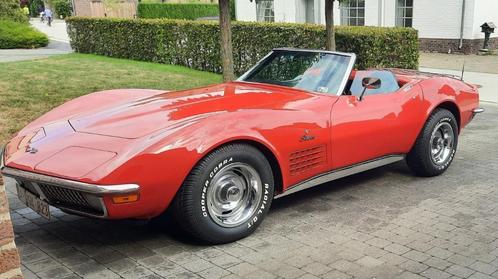 Corvette 1971 convertible, Autos, Chevrolet, Particulier, Corvette, Essence, Cabriolet, 2 portes, Automatique, Rouge, Noir, Cuir