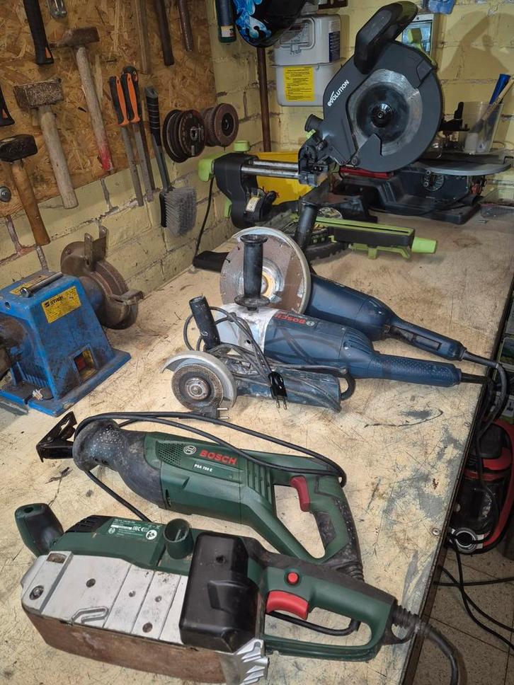 Bosch gereedschap koopje!, Doe-het-zelf en Bouw, Gereedschap | Boormachines, Ophalen of Verzenden