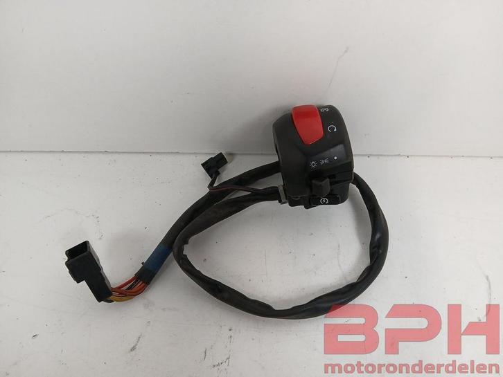 Stuurschakelaar rechts Suzuki GSX-R 600 750 K1 K2 K3 2000 t/, Motoren, Onderdelen | Suzuki, Gebruikt, Ophalen of Verzenden