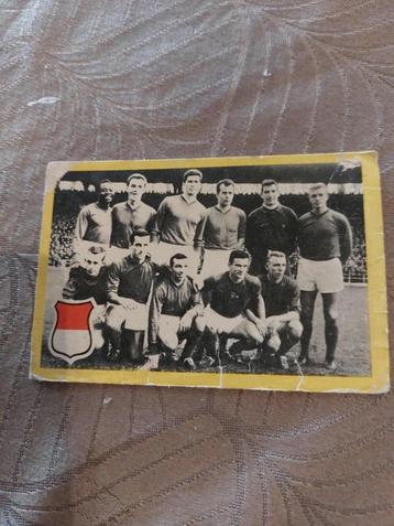 Voetbalprentje : Standard C.L. / Maple Leaf Chewing Gum beschikbaar voor biedingen