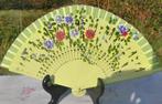éventail en balsa peint decor floral (3), Collections, Enlèvement ou Envoi, Comme neuf