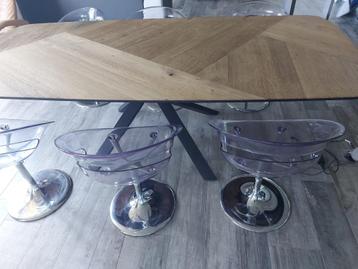 Tafel met moderne poot, Huis en Inrichting, Tafels | Eettafels, Ophalen