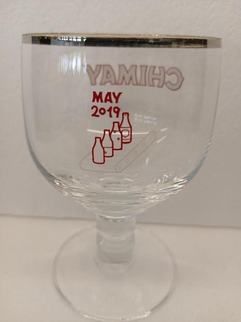 CHIMAY gourmetglas op standaard (17,5 cl) uit de nieuwe lijn, Verzamelen, Biermerken, Zo goed als nieuw, Glas of Glazen, Overige merken