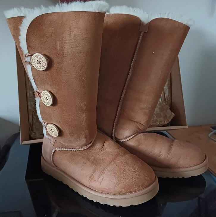Ugg laarzen, omgekeerd schaap, als nieuw., Kleding | Dames, Schoenen, Zo goed als nieuw, Ophalen