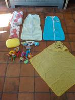 Ensemble pour bébé : sacs de couchage, serviette à capuche,, Enfants & Bébés, 70 à 85 cm, Utilisé, Enlèvement ou Envoi, Sac de couchage