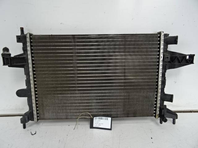 RADIATEUR Opel Combo Tour (Corsa C) (24445161), Auto-onderdelen, Airco en Verwarming, Opel, Gebruikt