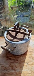 casserole à pression des années 1900, Ophalen