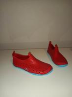 Chaussure de piscine pour enfant., Kinderen en Baby's, Kinderkleding | Schoenen en Sokken, Ophalen of Verzenden, Zo goed als nieuw